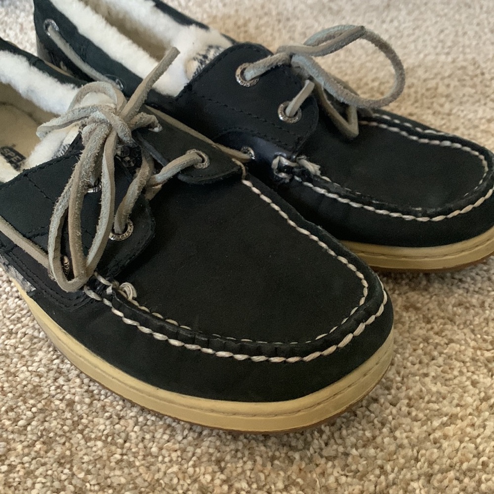 Fur lined Sperrys - Picture 5 of 7